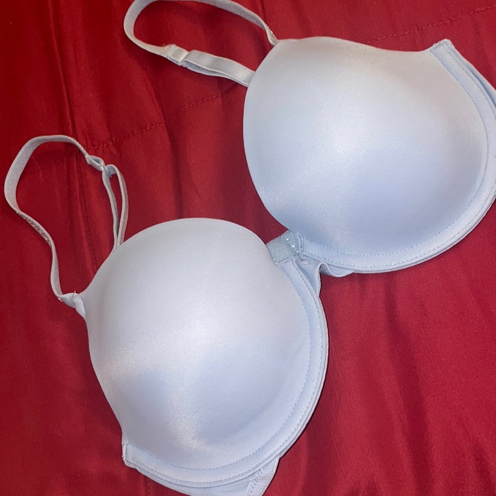 Bra new pink bra , no tags but never used